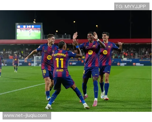 巴萨与瓦伦西亚激战整场回顾球迷热情高涨精彩瞬间不容错过